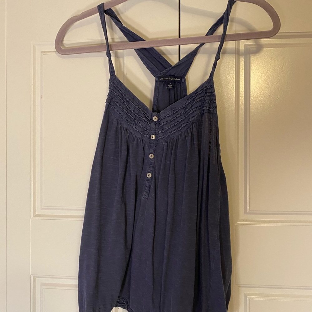 Button Tank